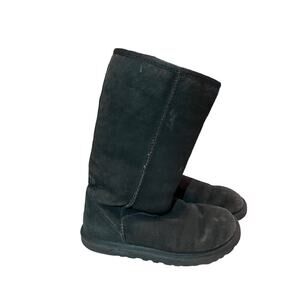 UGG Classic Tall 2 Black Lether Shearling Boot Size 6